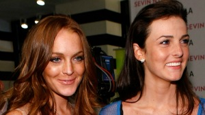Illustration for article titled Megan Fox Will No Longer Strip Onscreen Now That She's a Mom